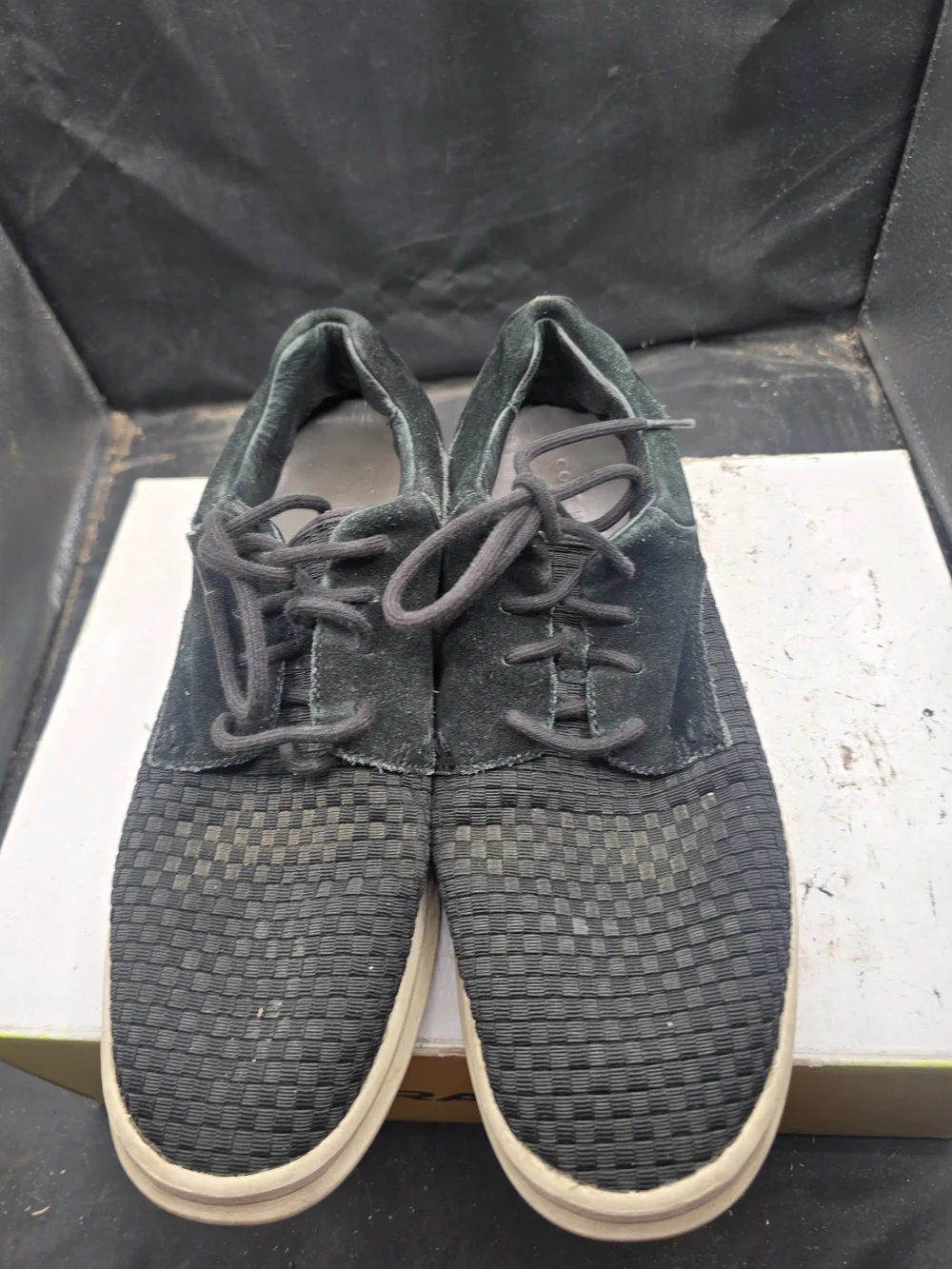UGG Men's Dark Green Woven Lace-Up Slip-On Shoes